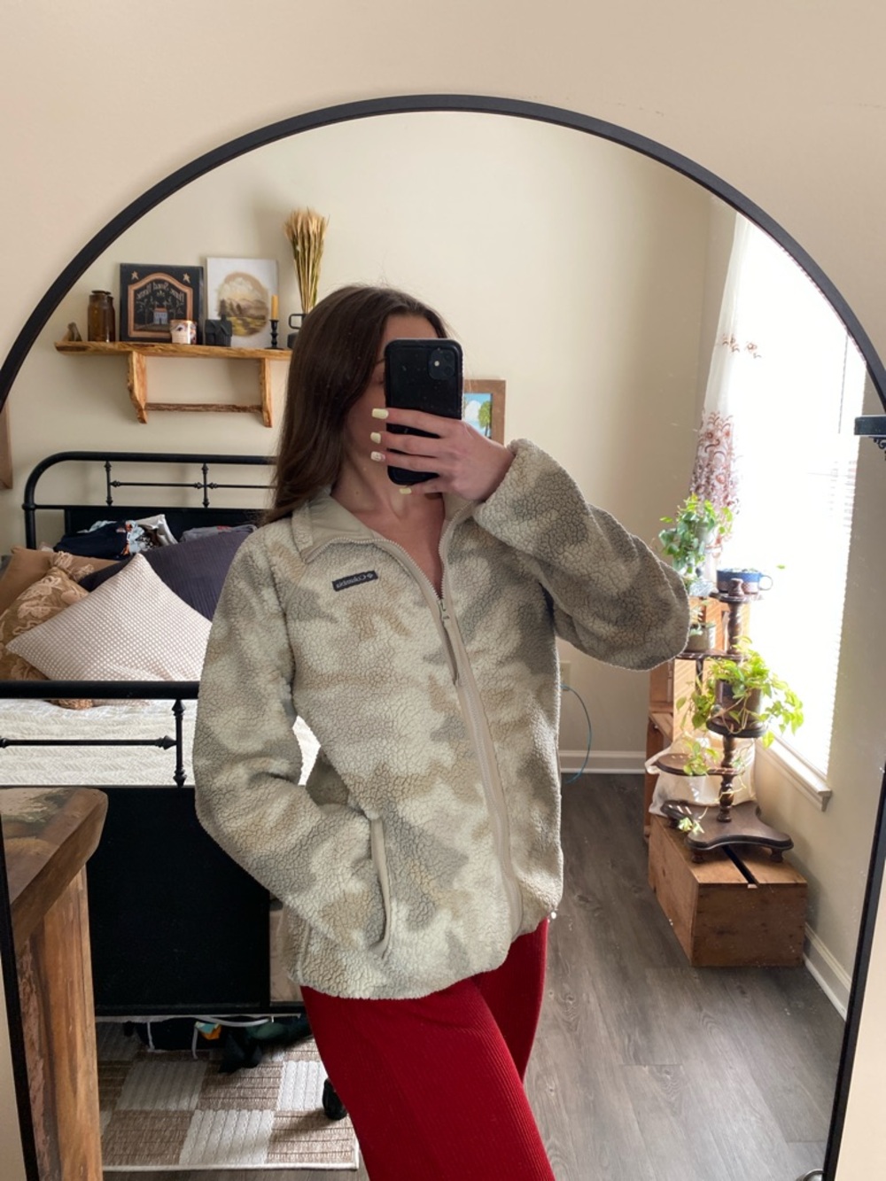 Columbia White Camouflage Long Sleeve Full Zip Sherpa Jacker — Women’s S